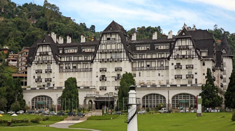 Petrópolis (imagem: Canva)