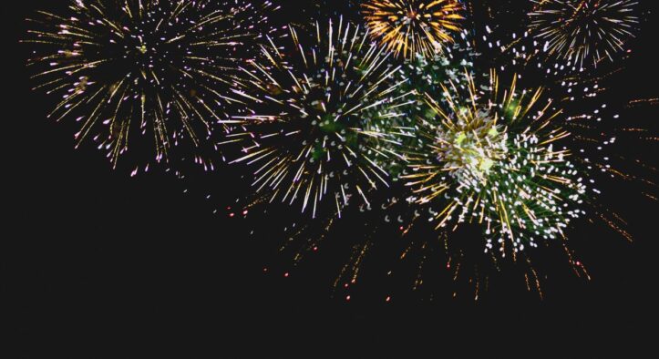 Réveillon 2026 em Volta Redonda terá Fundo de Quintal em show gratuito na Vila Santa Cecília