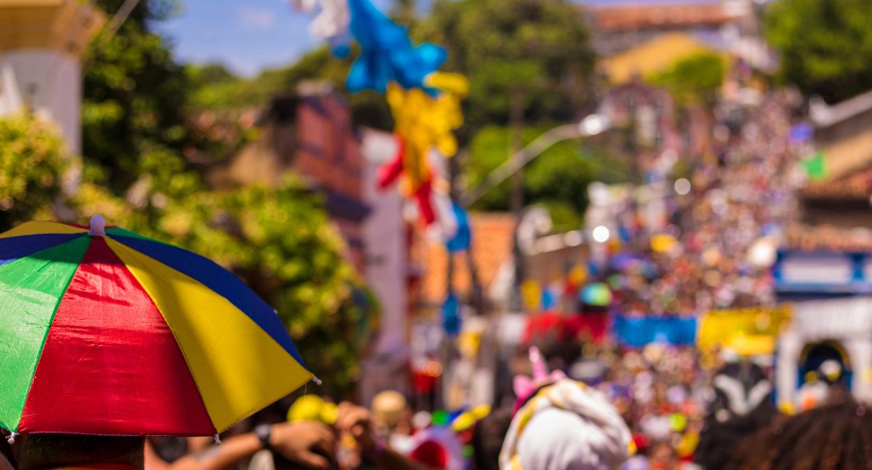 Carnaval (imagem: Canva)