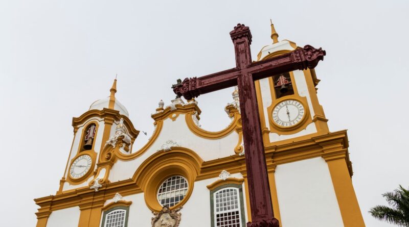 Tiradentes (imagem: Canva)