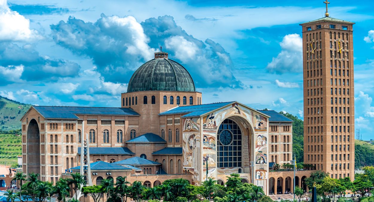 Santuário de Aparecida (imagem: Canva)
