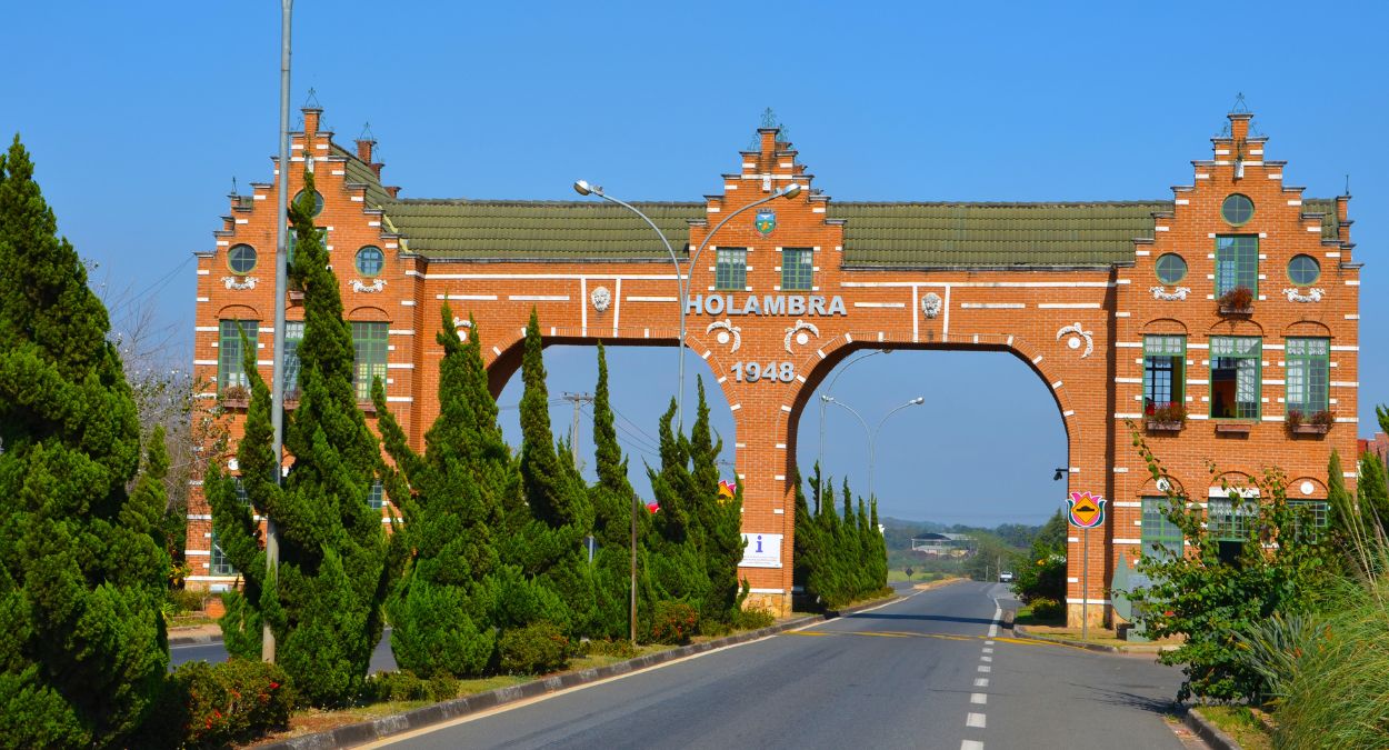 Holambra (imagem: Canva)