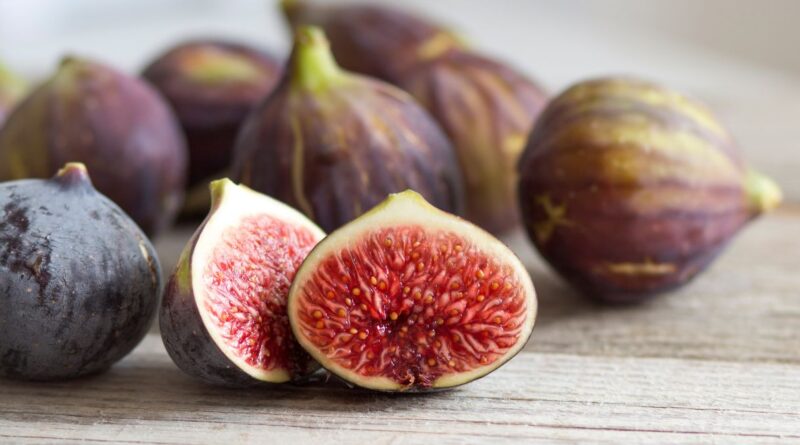 Caqui (imagem: Katrinshine - Getty Images via Canva)